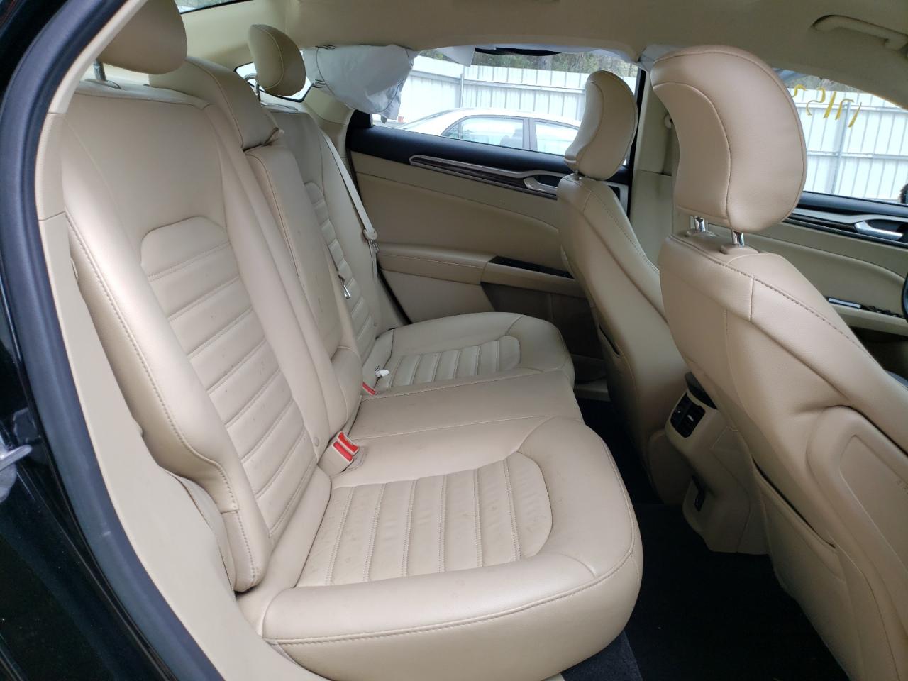 Photo 6 from auction – 2016 FORD FUSION SE with VIN 3FA6P0HD5GR139375