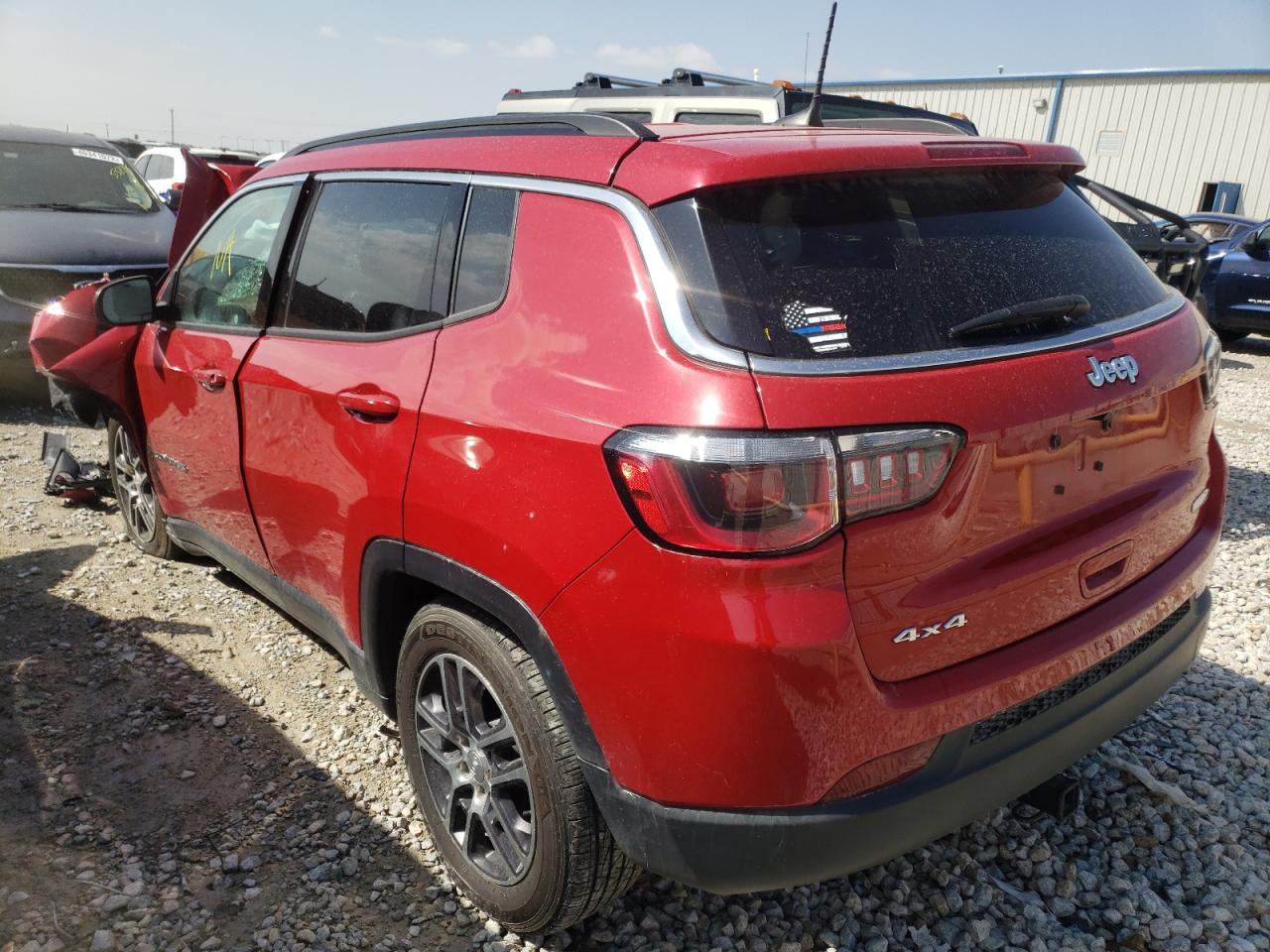 Photo 3 from auction – 2018 JEEP COMPASS LA with VIN 3C4NJDBB3JT142436