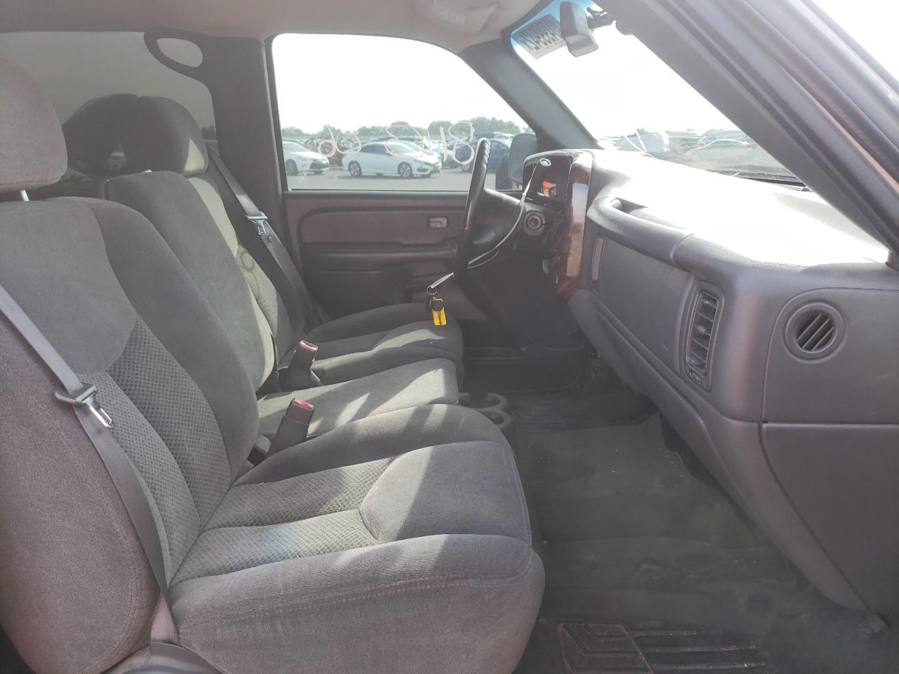 Photo 5 from auction – 2006 CHEVROLET SILVERADO with VIN 2GCEK13N661202531