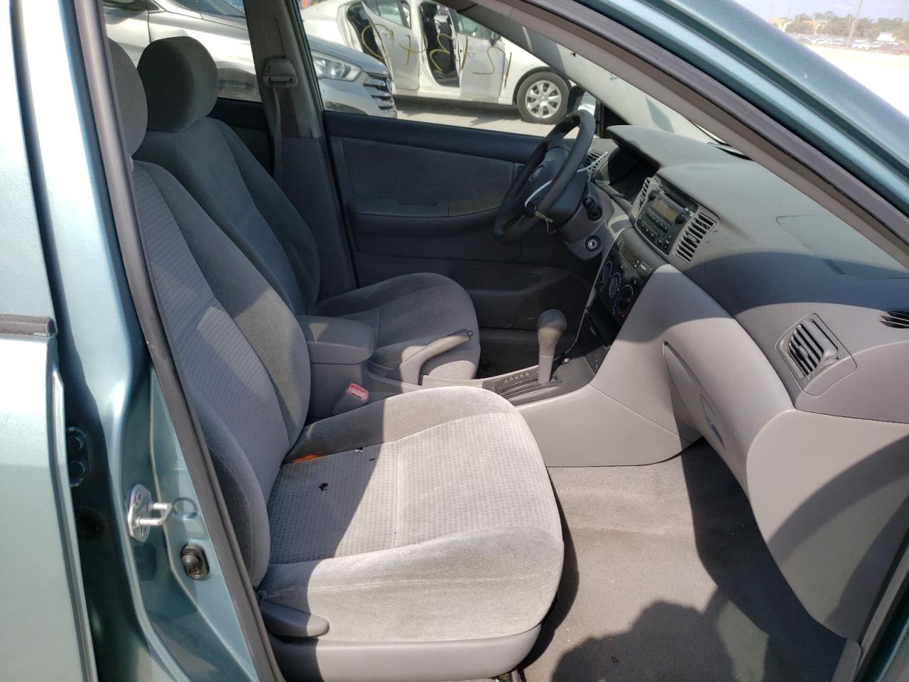 Photo 5 from auction – 2006 TOYOTA COROLLA CE with VIN 1NXBR32E46Z736476