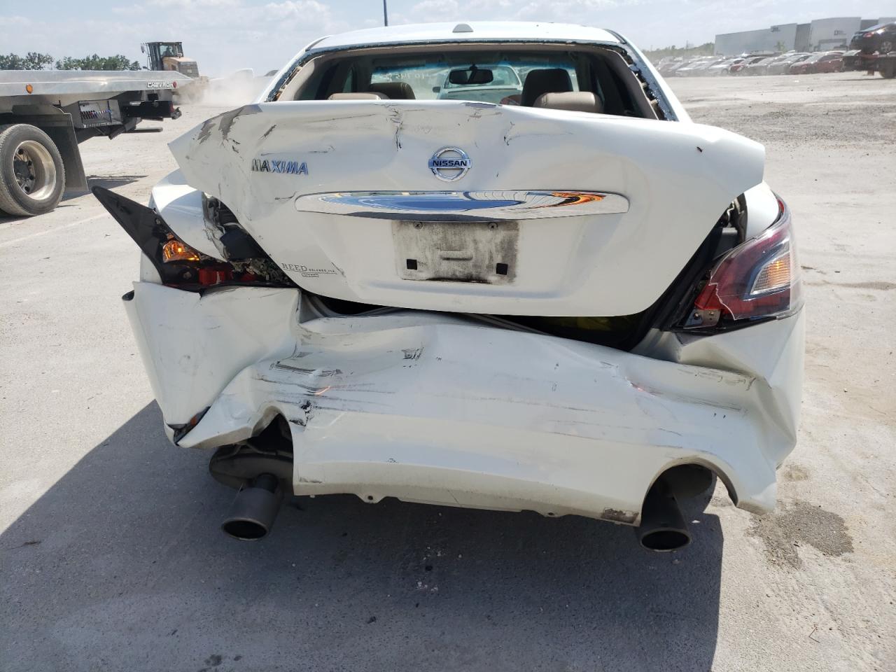 Photo 9 from auction – 2014 NISSAN MAXIMA S with VIN 1N4AA5APXEC458313