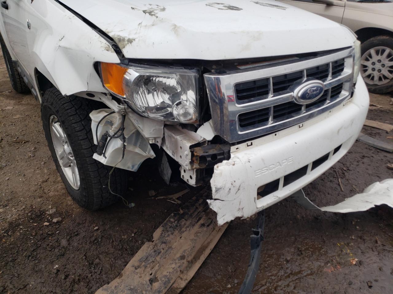 Photo 9 from auction – 2008 FORD ESCAPE HEV with VIN 1FMCU59H98KD64582