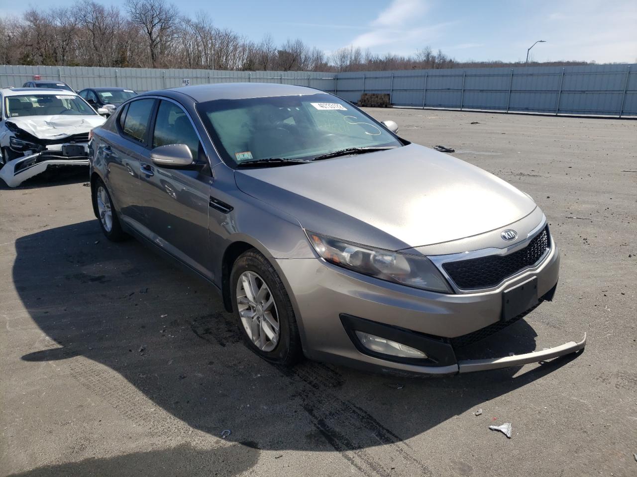 KIA OPTIMA LX 2013 with VIN 5XXGM4A77DG209035 - Photo from auction