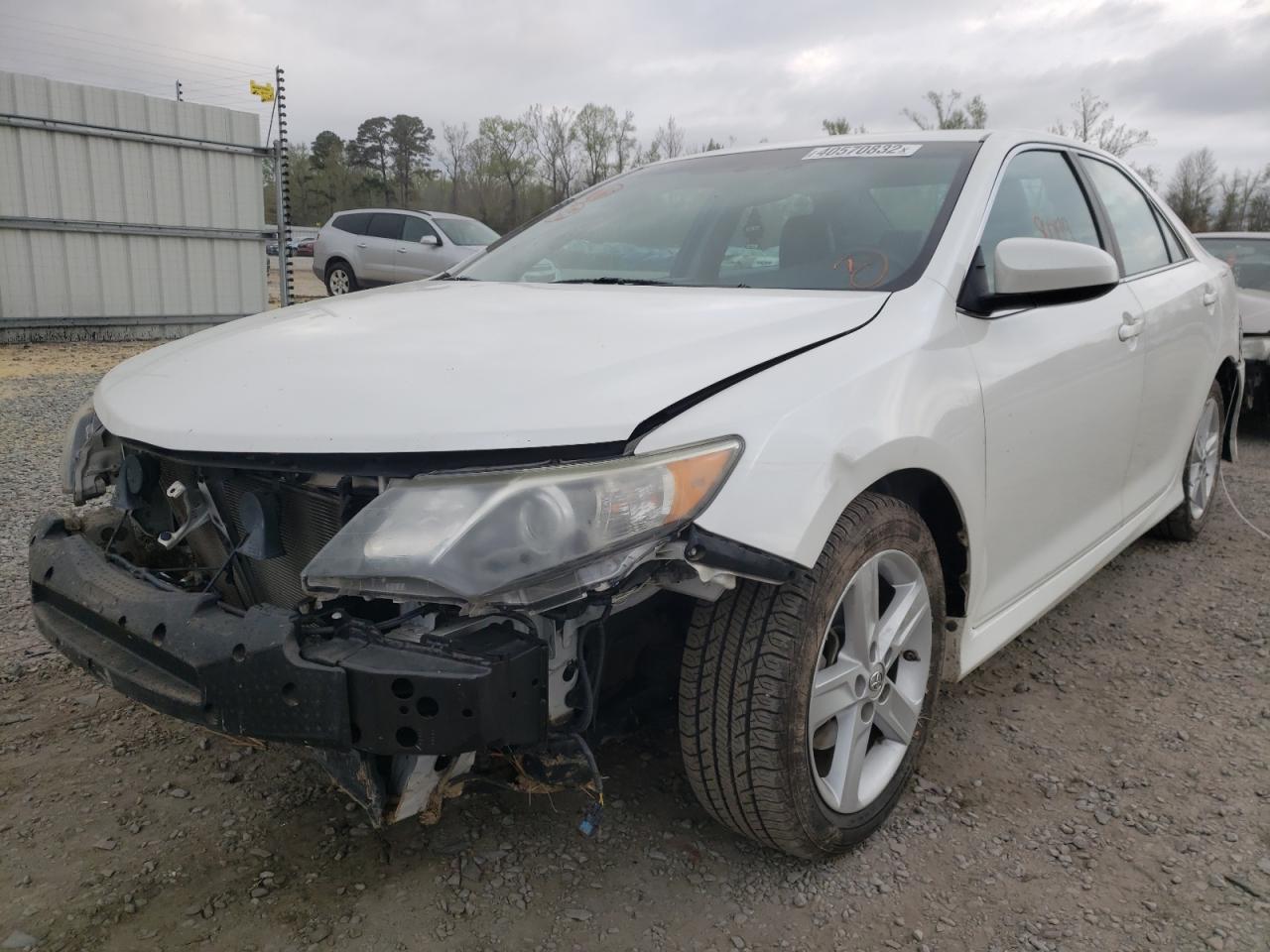Photo 9 from auction – 2014 TOYOTA CAMRY L with VIN 4T1BF1FK7EU405130