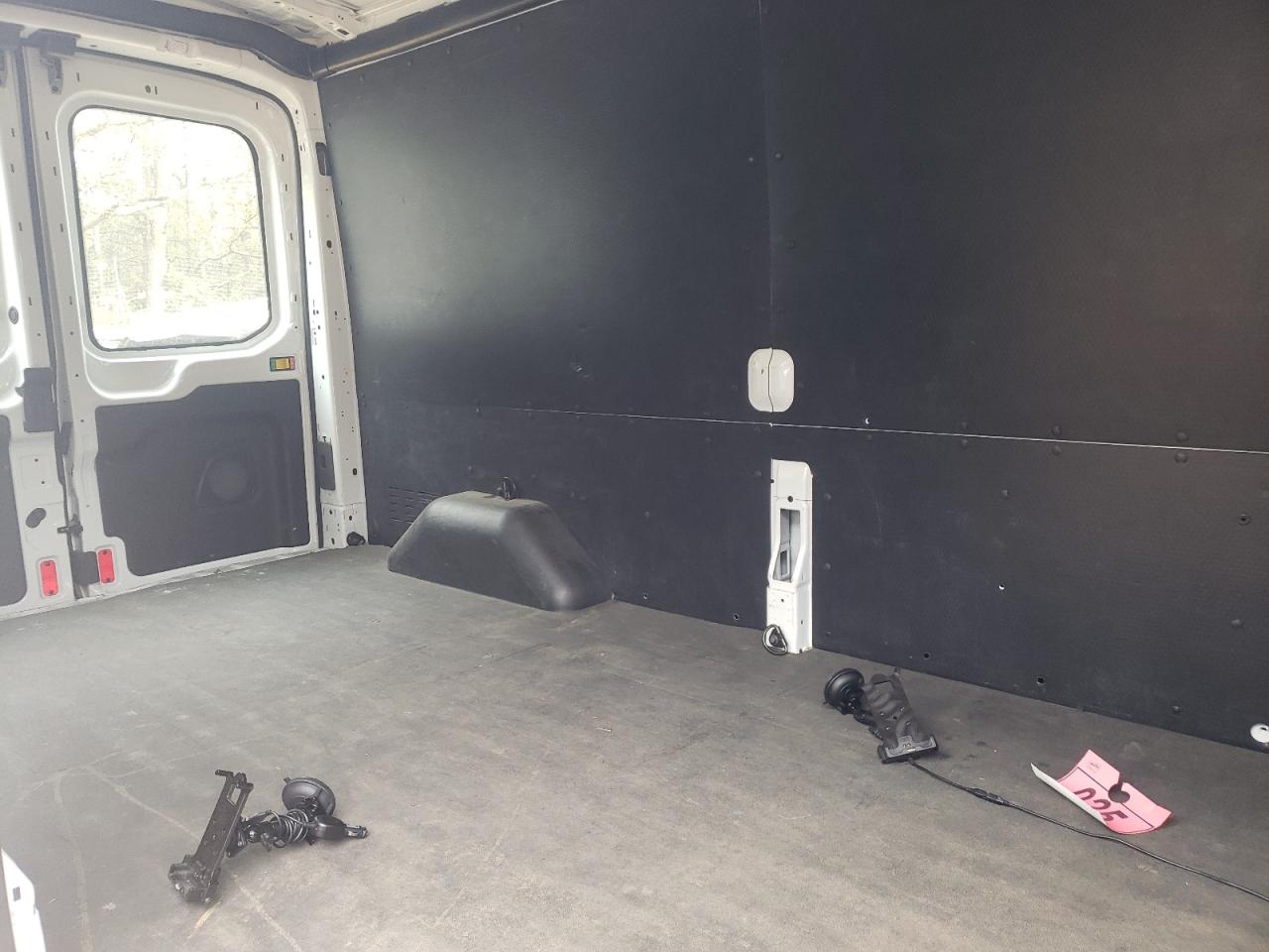 Photo 6 from auction – 2020 FORD TRANSIT T- with VIN 1FTBR2C82LKA09299