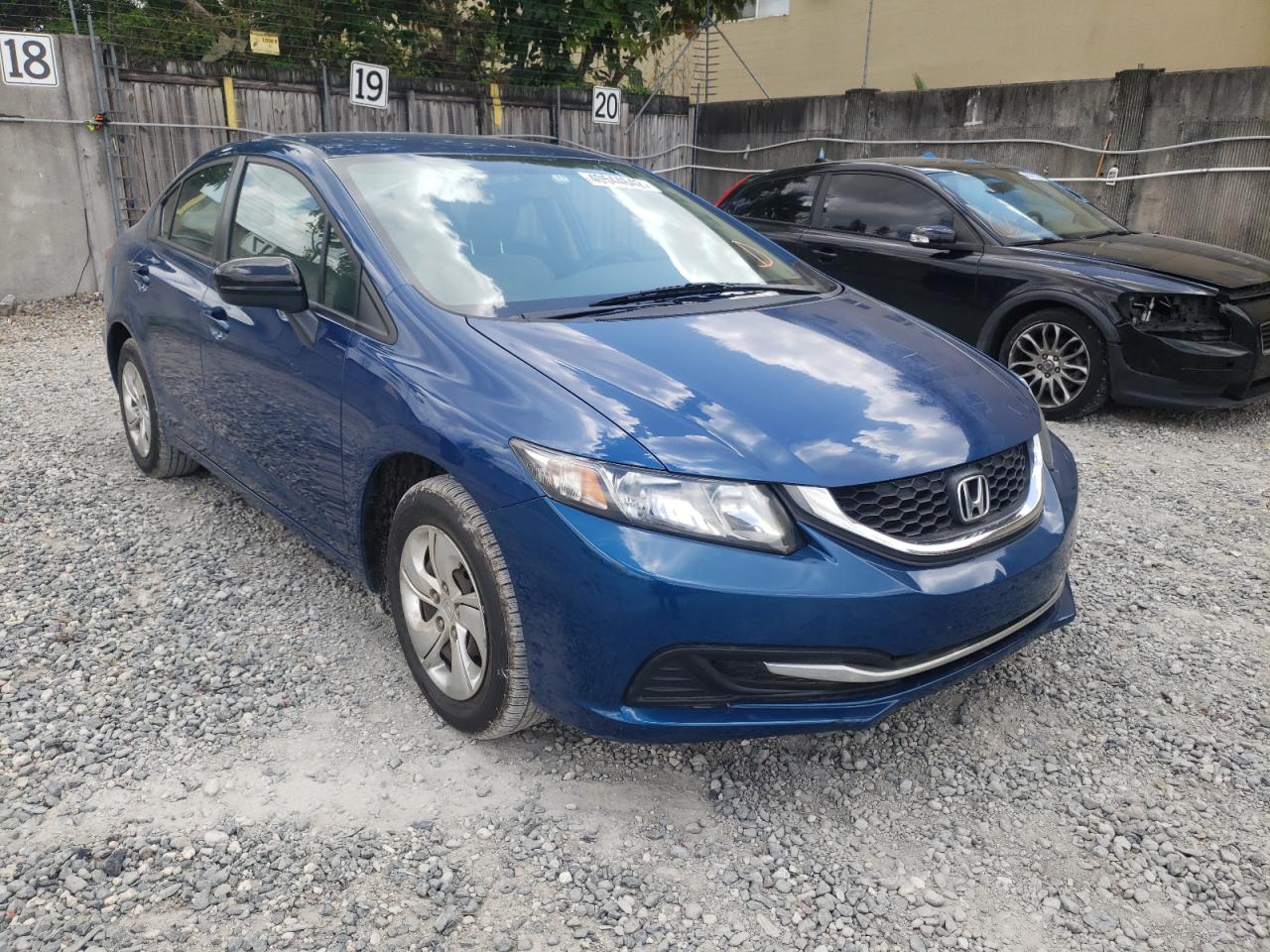 HONDA CIVIC LX 2015 con VIN 19XFB2F52FE024139 - Foto de la subasta