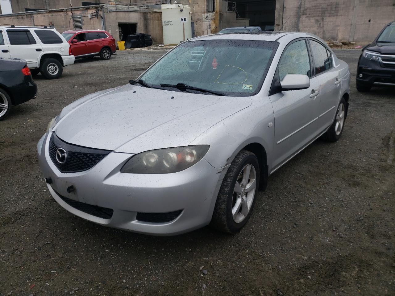 Photo 2 from auction – 2005 MAZDA 3 I with VIN JM1BK32F451252390