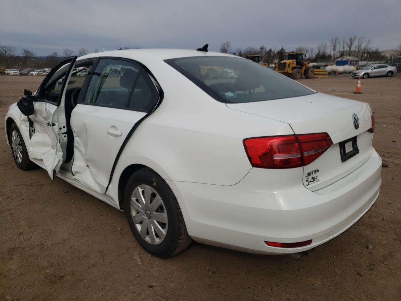 Photo 3 from auction – 2015 VOLKSWAGEN JETTA BASE with VIN 3VW2K7AJ4FM293553