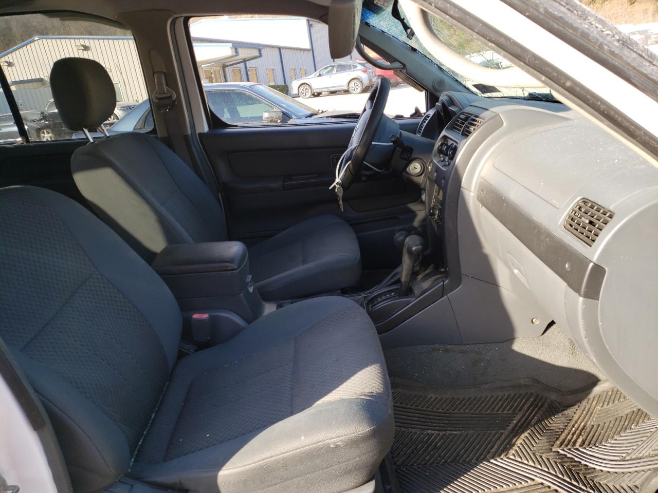 Photo 5 from auction – 2002 NISSAN EXTERRA with VIN 5N1ED28YX2C535964
