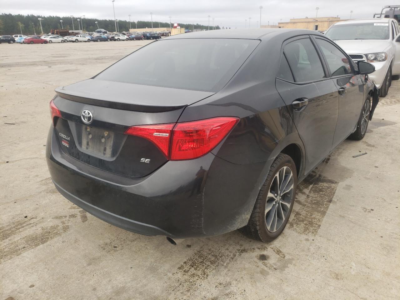 Photo 4 from auction – 2018 TOYOTA COROLLA L with VIN 2T1BURHE1JC023988