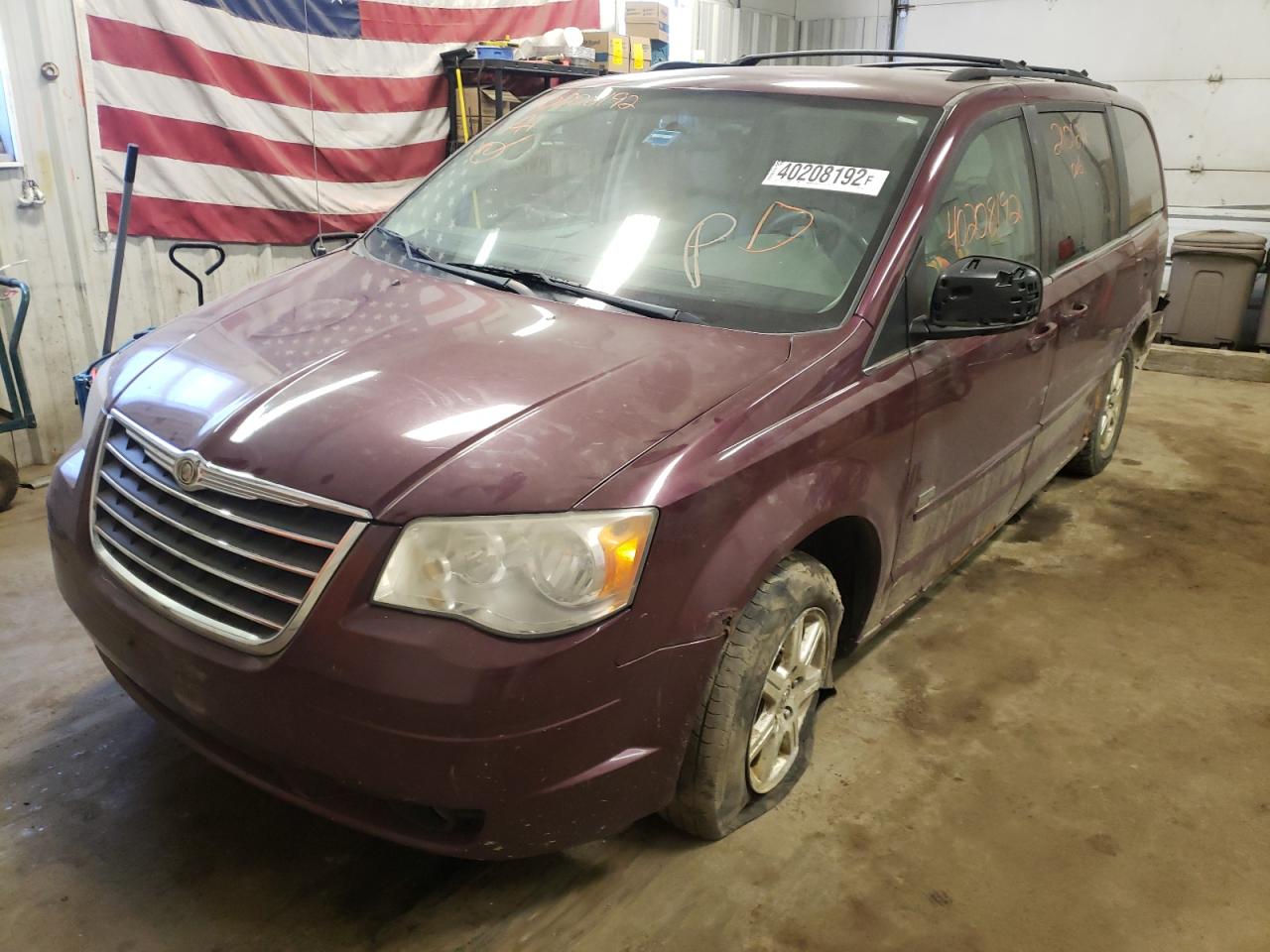 Photo 2 from auction – 2008 CHRYSLER TOWN & COU with VIN 2A8HR54P98R758779