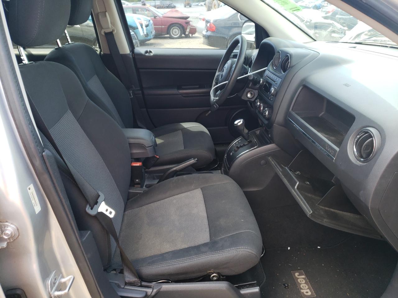 Photo 5 from auction – 2012 JEEP COMPASS SP with VIN 1C4NJCBA8CD605777