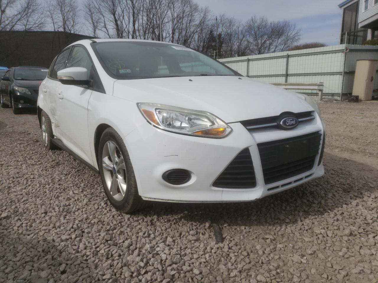 FORD FOCUS SE 2014 with VIN 1FADP3K21EL157254 - Photo from auction