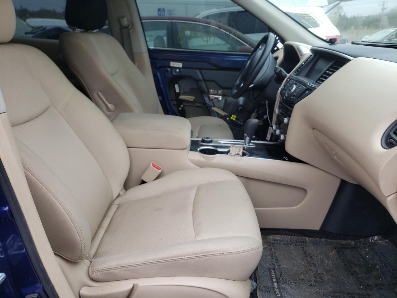 Photo 5 from auction – 2017 NISSAN PATHFINDER with VIN 5N1DR2MM1HC615498