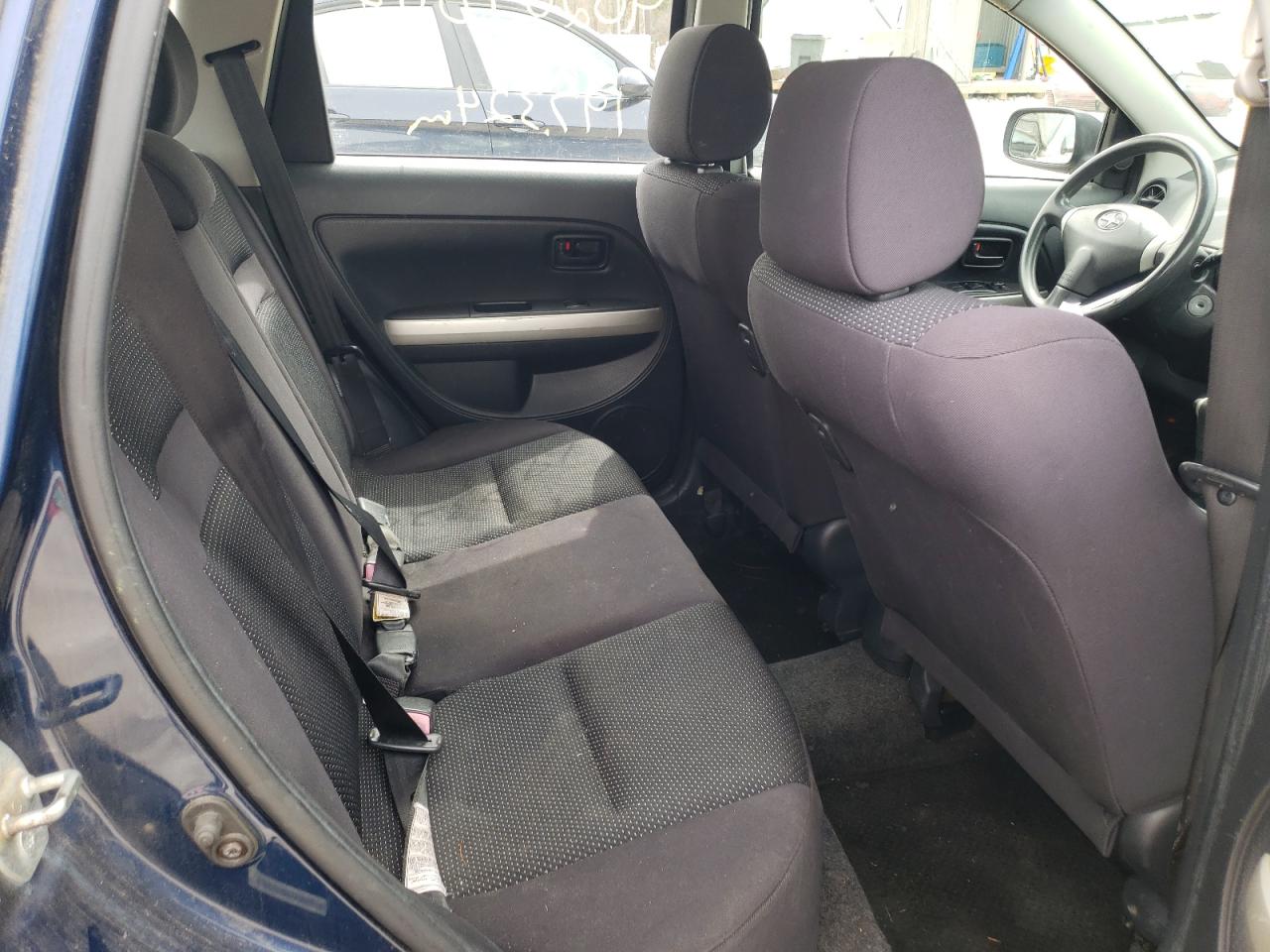 Photo 6 from auction – 2004 TOYOTA SCION XA with VIN JTKKT624040073872