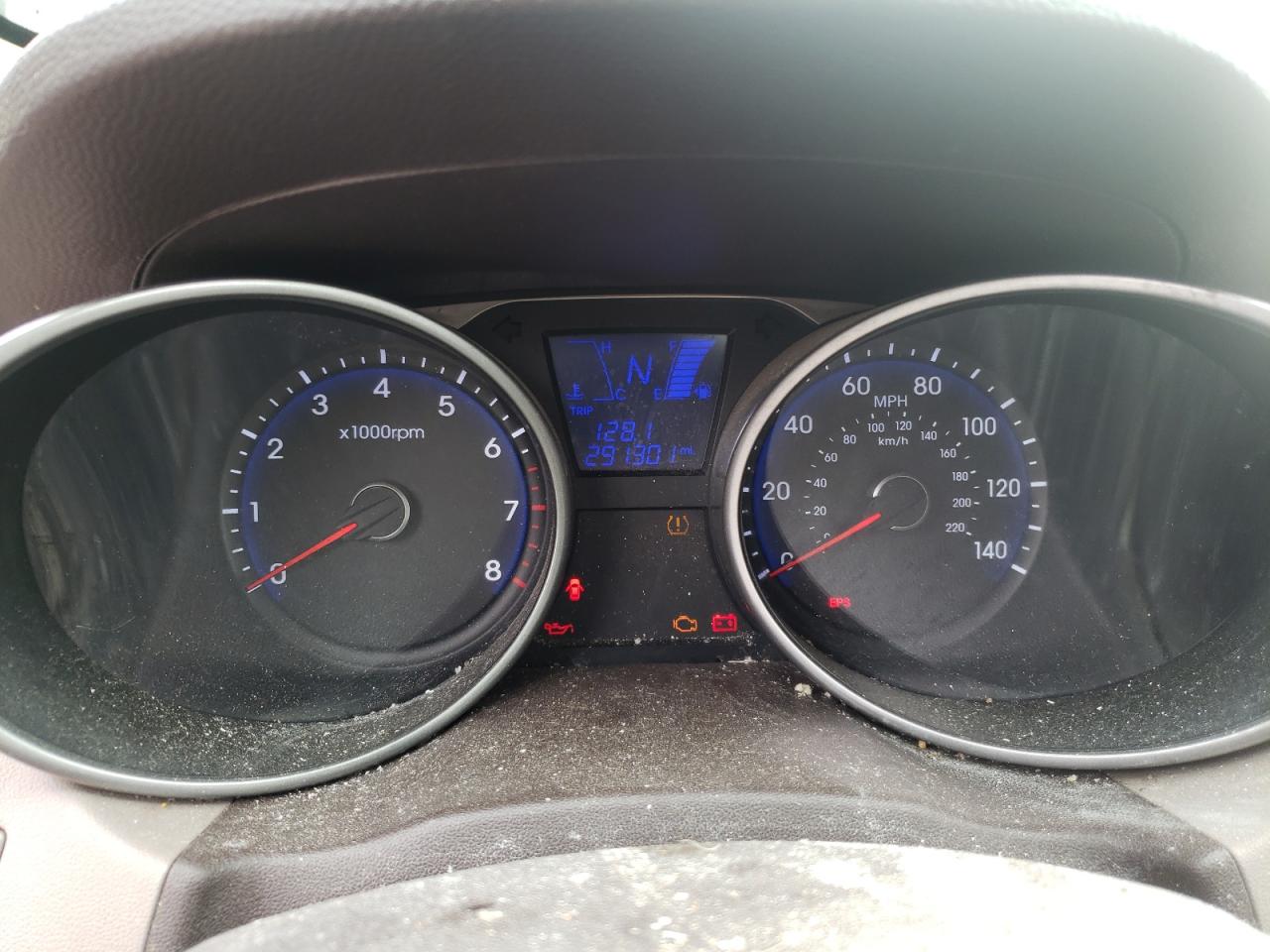 Photo 8 from auction – 2012 HYUNDAI TUCSON GLS with VIN KM8JUCAC5CU372381
