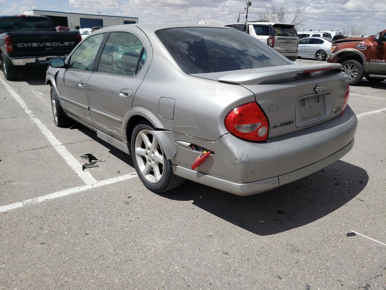 Photo 3 from auction – 2001 NISSAN MAXIMA with VIN JN1CA31D41T823496