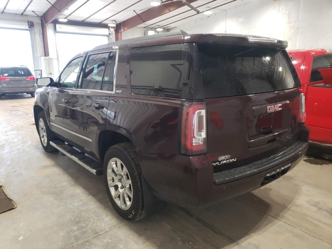 Photo 3 from auction – 2017 GMC YUKON SLT with VIN 1GKS2BKC4HR248298