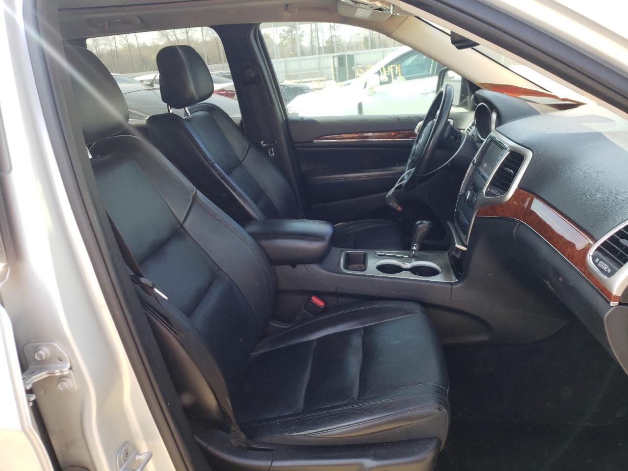 Photo 5 from auction – 2012 JEEP GRAND CHER with VIN 1C4RJEBG1CC201906