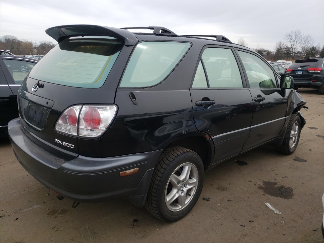Photo 4 from auction – 2000 LEXUS RX 300 with VIN JT6HF10U1Y0109404