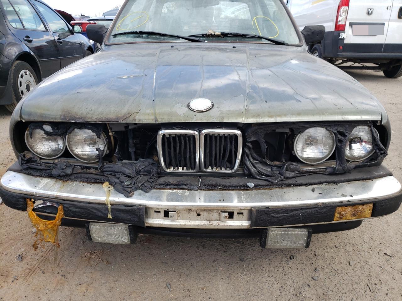 Photo 9 from auction – 1987 BMW 325 E AUTO with VIN WBAAB6406H1689184
