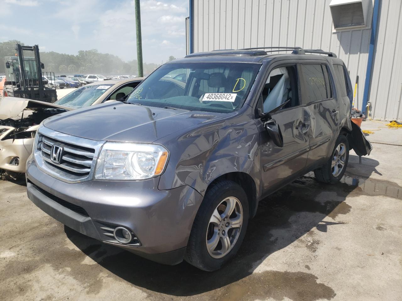 Photo 2 from auction – 2014 HONDA PILOT EXL with VIN 5FNYF4H56EB020190
