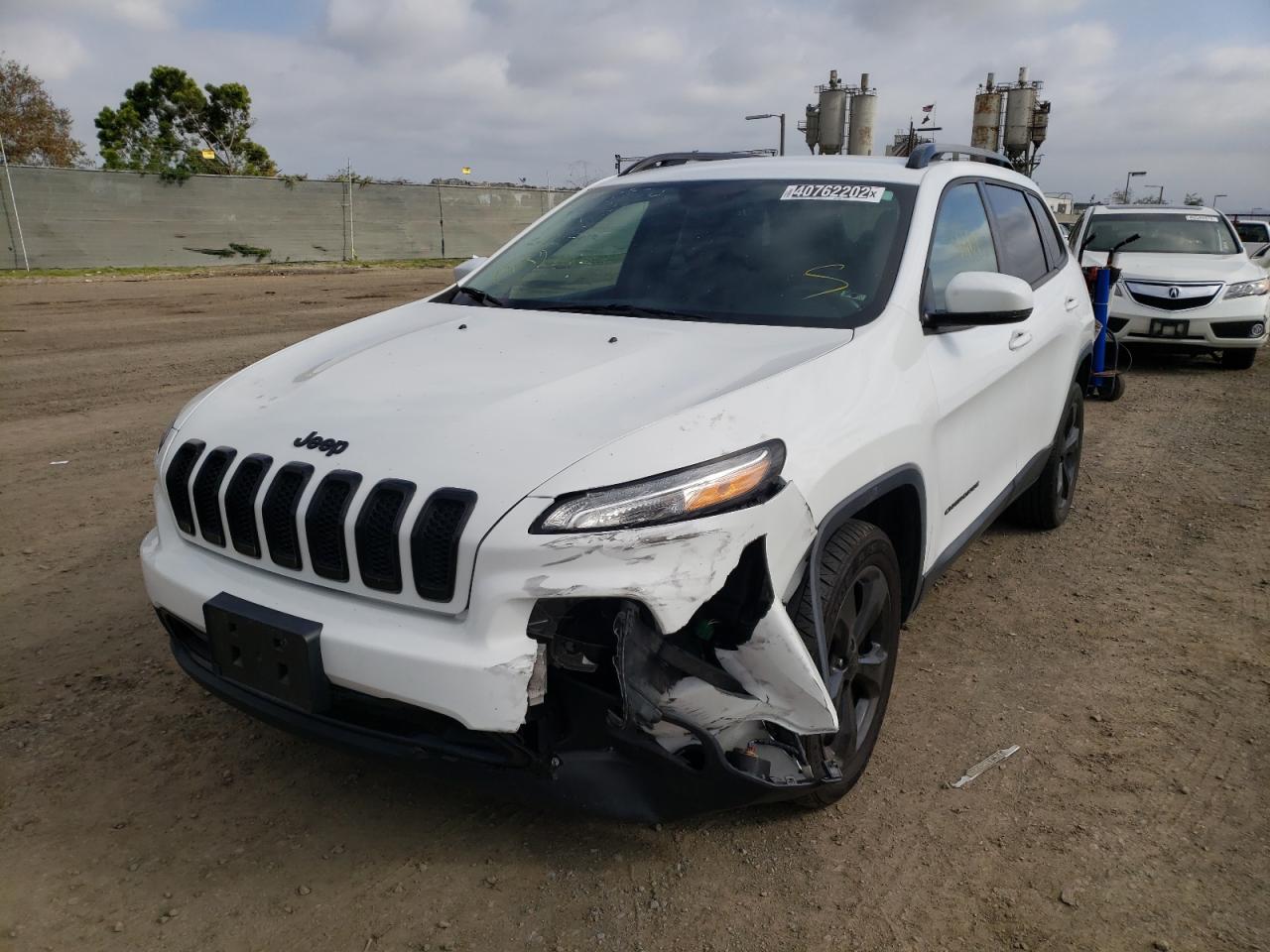 Photo 2 from auction – 2018 JEEP CHEROKEE L with VIN 1C4PJLDX4JD518191