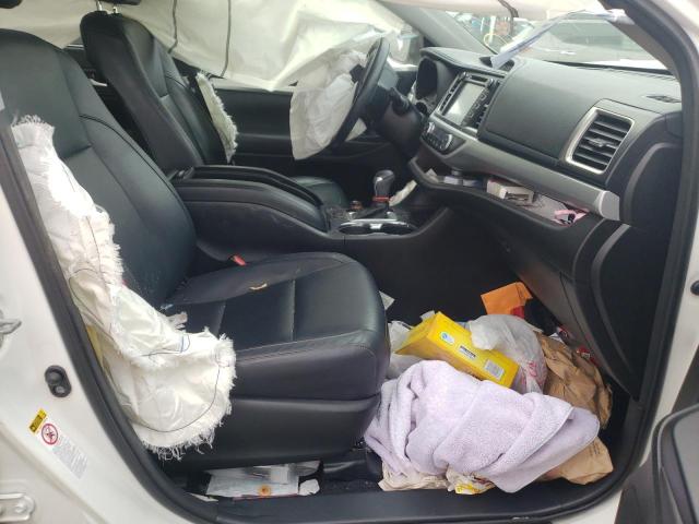 Photo 5 from auction – 2016 TOYOTA HIGHLANDER with VIN 5TDKKRFH7GS163837