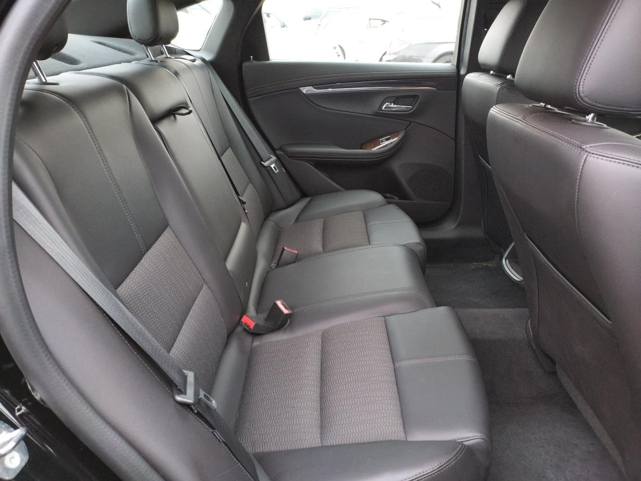 Photo 6 from auction – 2015 CHEVROLET IMPALA LT with VIN 2G1125S37F9162587