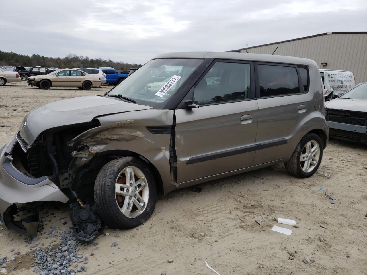 Photo 2 from auction – 2010 KIA SOUL + with VIN KNDJT2A24A7164223