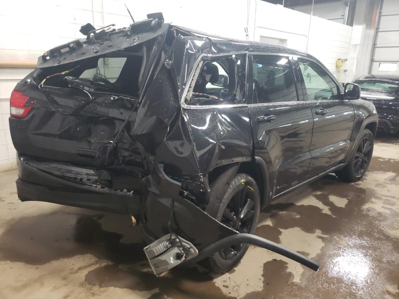 Photo 4 from auction – 2013 JEEP GRAND CHER with VIN 1C4RJFAG5DC587710