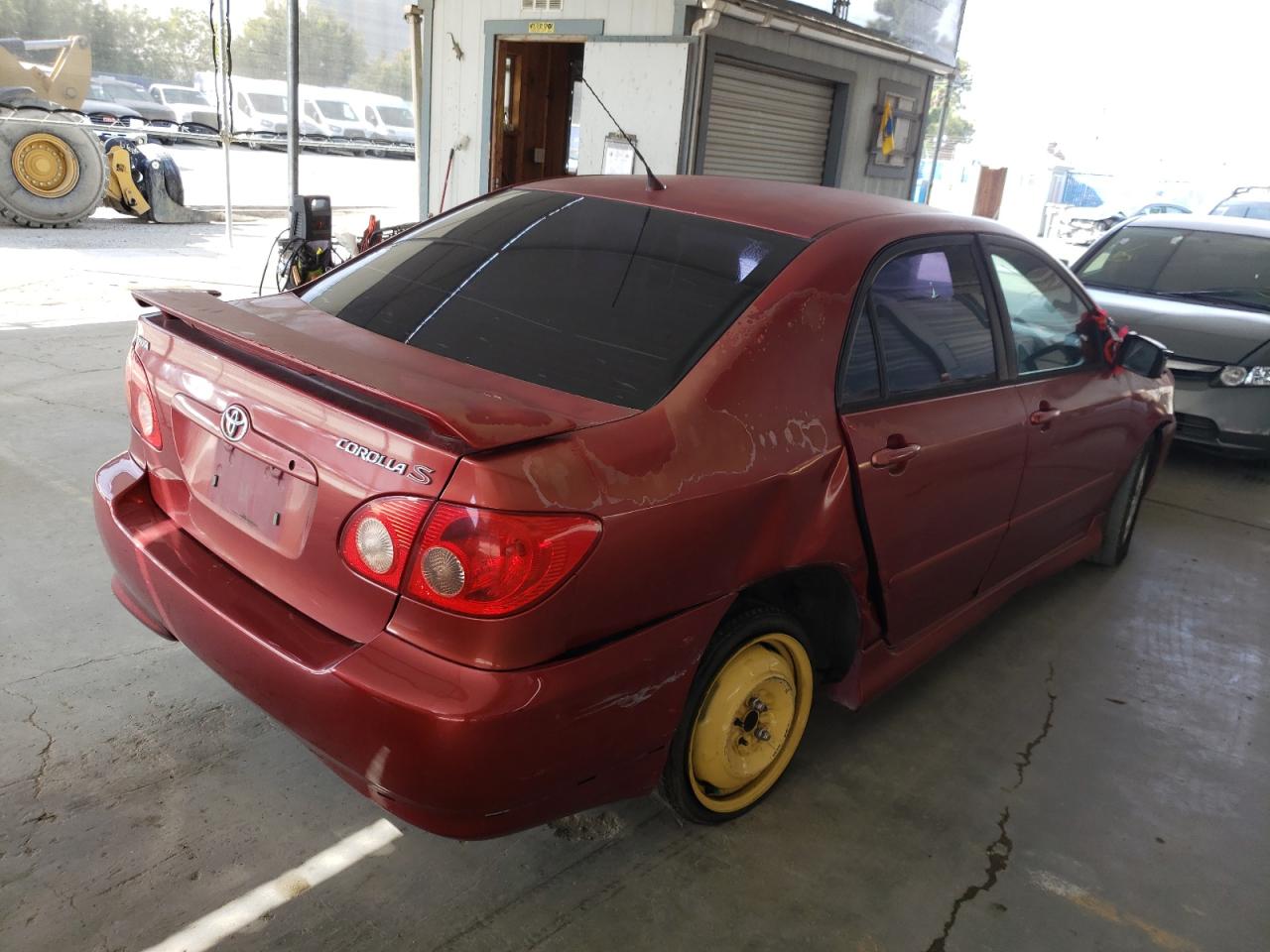 Photo 4 from auction – 2005 TOYOTA COROLLA CE with VIN 1NXBR32E25Z396923