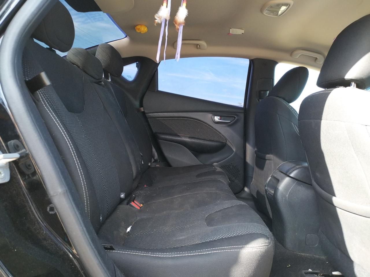 Photo 6 from auction – 2016 DODGE DART SXT with VIN 1C3CDFBB2GD592642