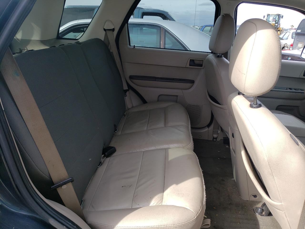 Photo 6 from auction – 2008 FORD ESCAPE HEV with VIN 1FMCU59H88KC30873