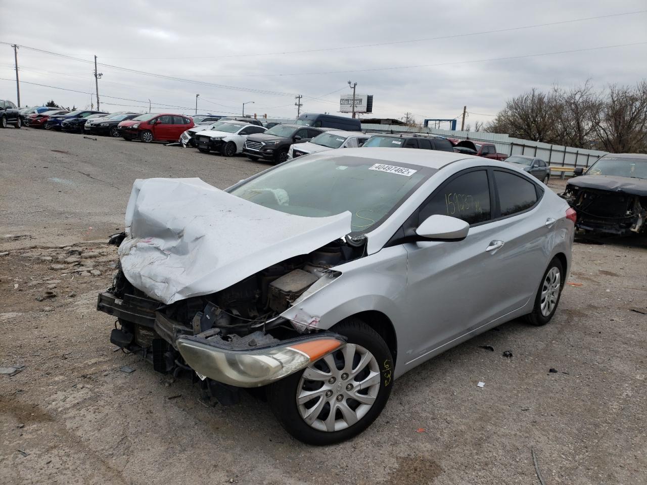 Photo 2 from auction – 2012 HYUNDAI ELANTRA GL with VIN 5NPDH4AE1CH077382