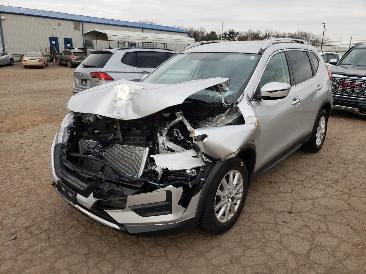 Photo 2 from auction – 2018 NISSAN ROGUE S with VIN KNMAT2MV7JP599873