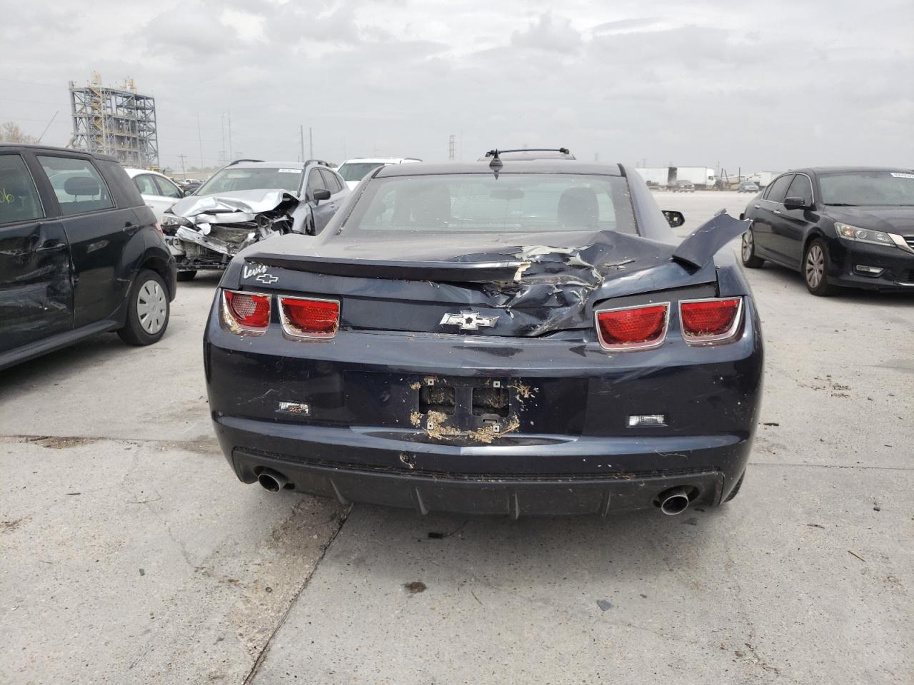 Photo 9 from auction – 2013 CHEVROLET CAMARO LS with VIN 2G1FA1E38D9156517