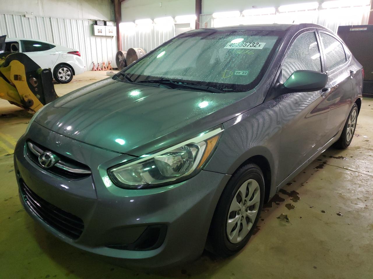 Photo 2 from auction – 2015 HYUNDAI ACCENT with VIN KMHCT4AEXFU801876