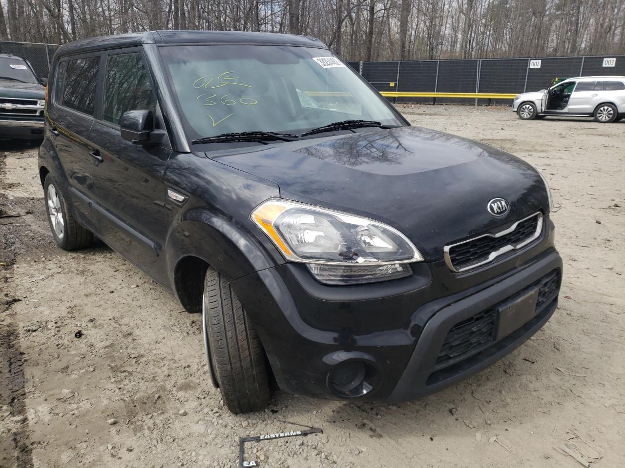 KIA SOUL 2013 with VIN KNDJT2A58D7530294 - Photo from auction