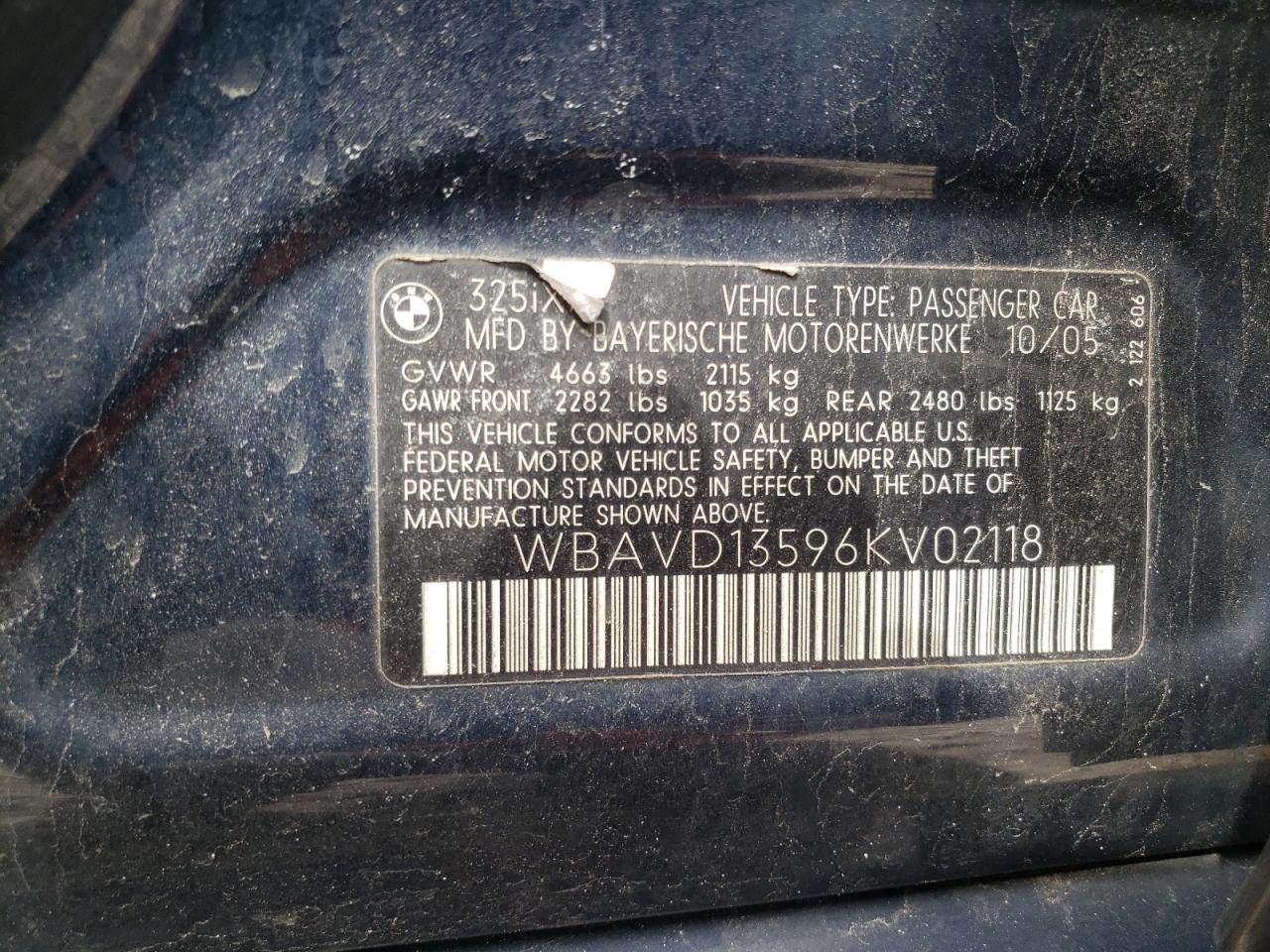 Photo 10 from auction – 2006 BMW 325 XI with VIN WBAVD13596KV02118