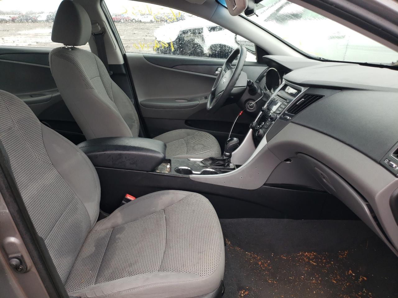Photo 5 from auction – 2012 HYUNDAI SONATA GLS with VIN 5NPEB4AC1CH487748