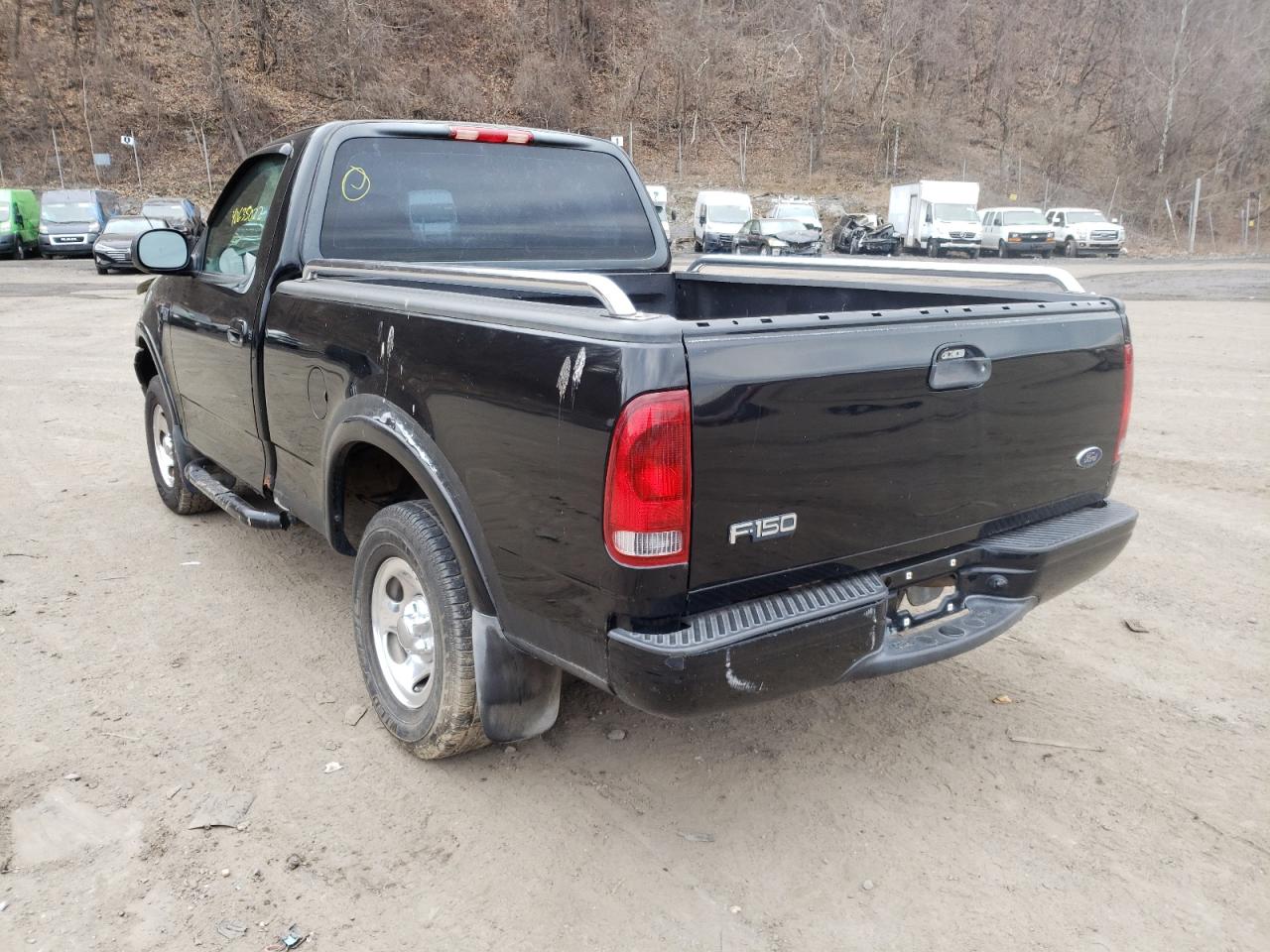 Photo 3 from auction – 2002 FORD F150 with VIN 2FTRF18202CA34923