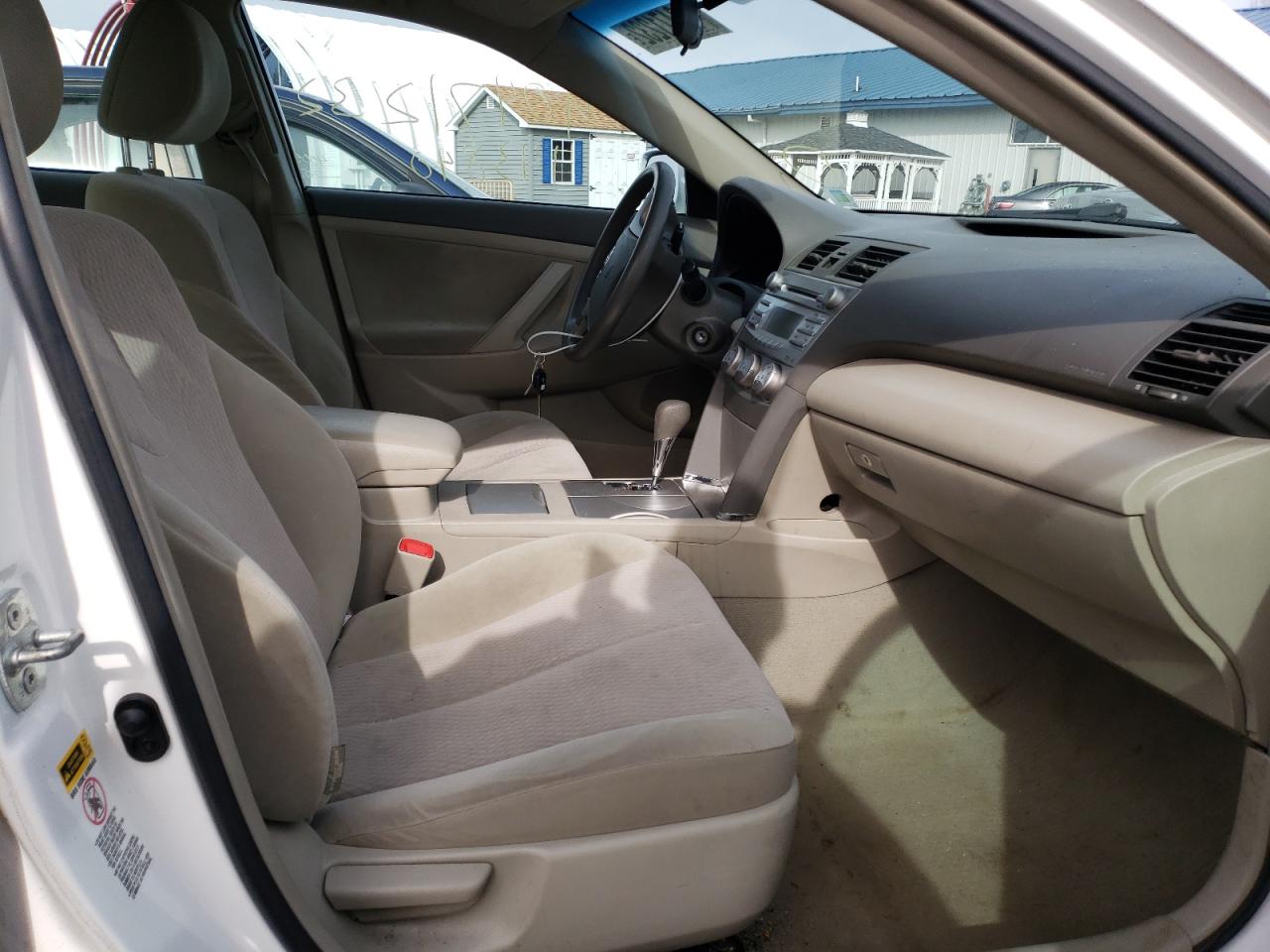 Photo 5 from auction – 2010 TOYOTA CAMRY BASE with VIN 4T1BF3EK8AU569574