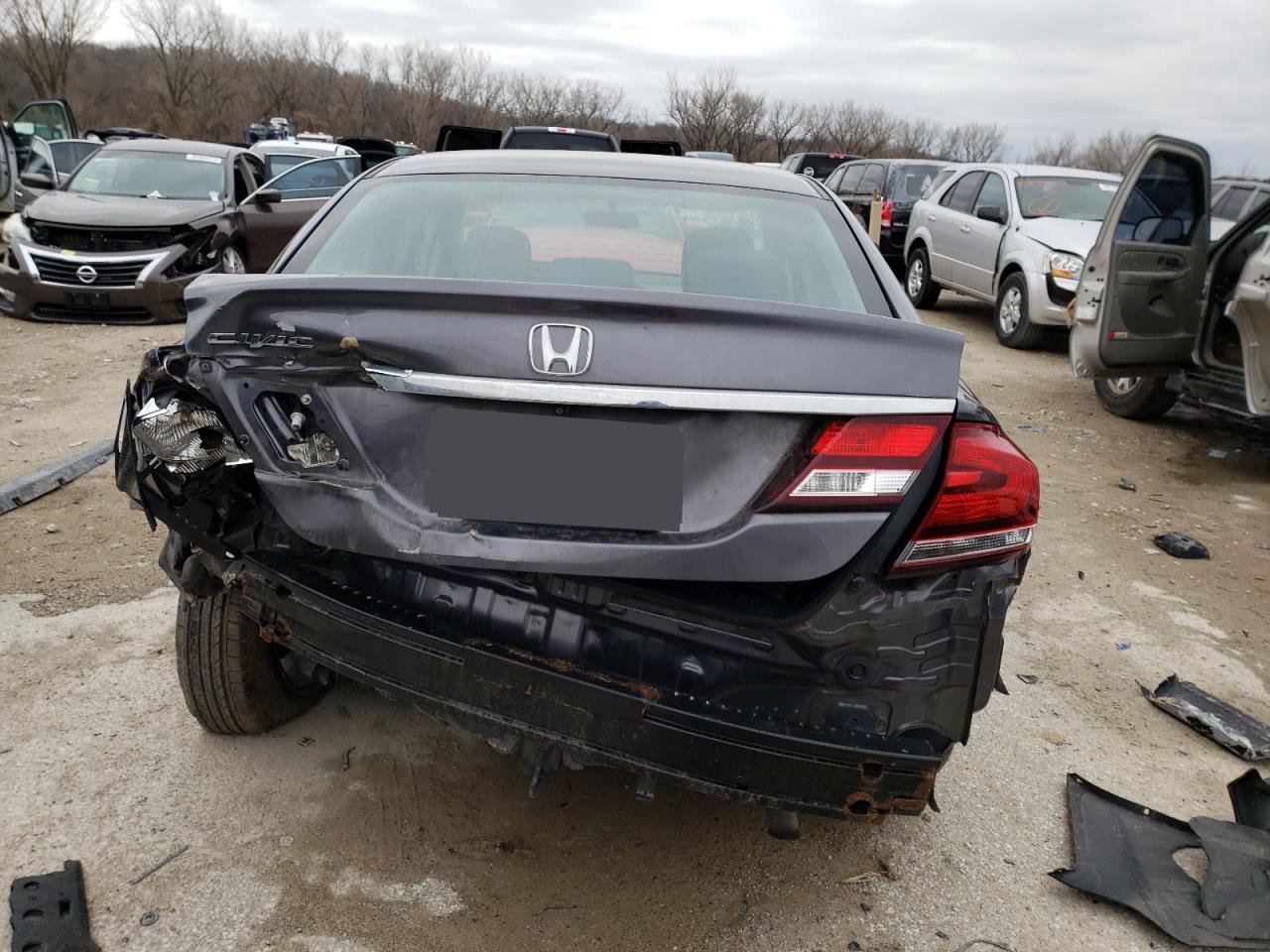 Photo 9 from auction – 2015 HONDA CIVIC SE with VIN 19XFB2F78FE100321