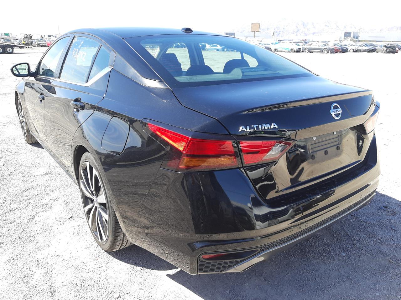Photo 3 from auction – 2020 NISSAN ALTIMA SR with VIN 1N4BL4CV7LC251332