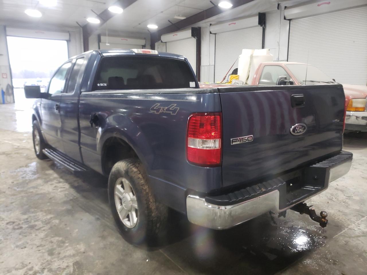 Photo 3 from auction – 2004 FORD F150 with VIN 1FTPX14504NB56571