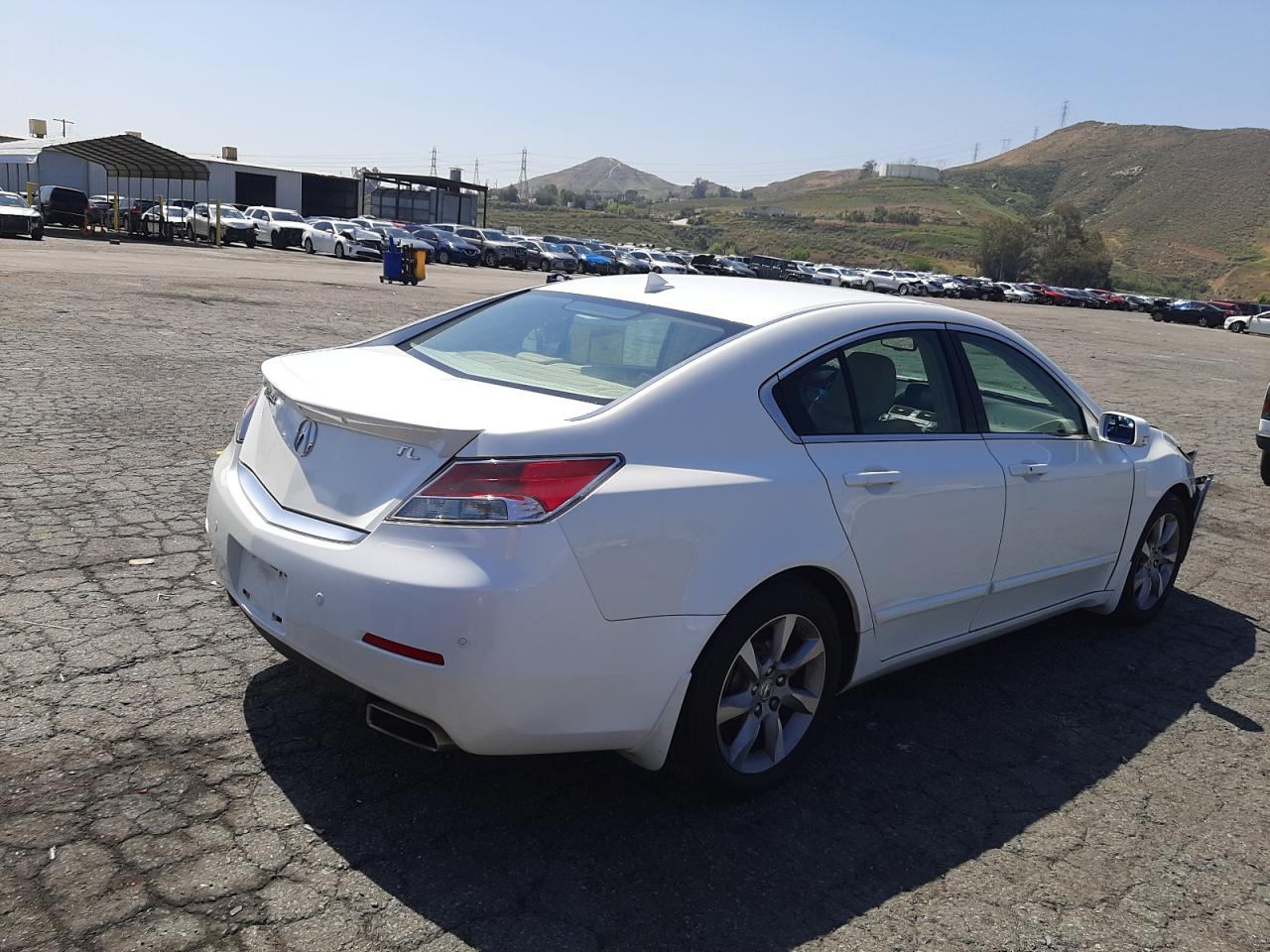 Photo 4 from auction – 2012 ACURA TL with VIN 19UUA8F55CA019885