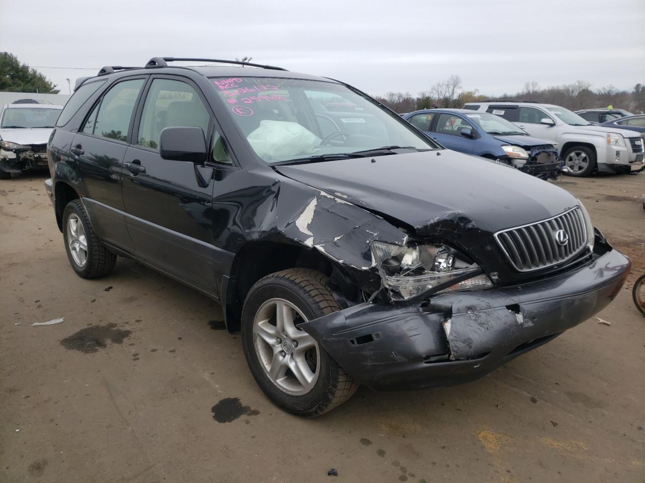 LEXUS RX 300 2000 with VIN JT6HF10U1Y0109404 - Photo from auction