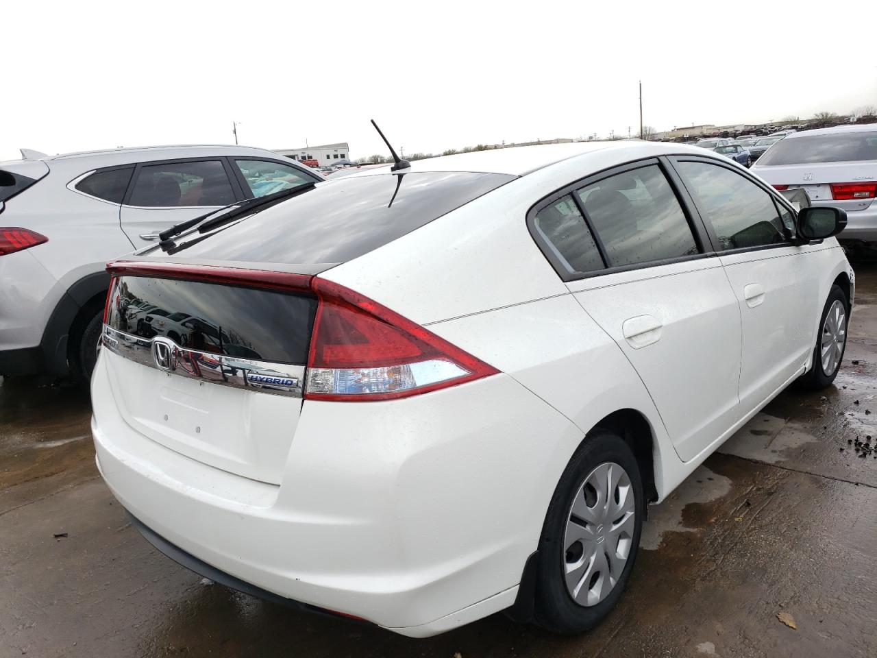 Photo 4 from auction – 2013 HONDA INSIGHT with VIN JHMZE2H38DS005801