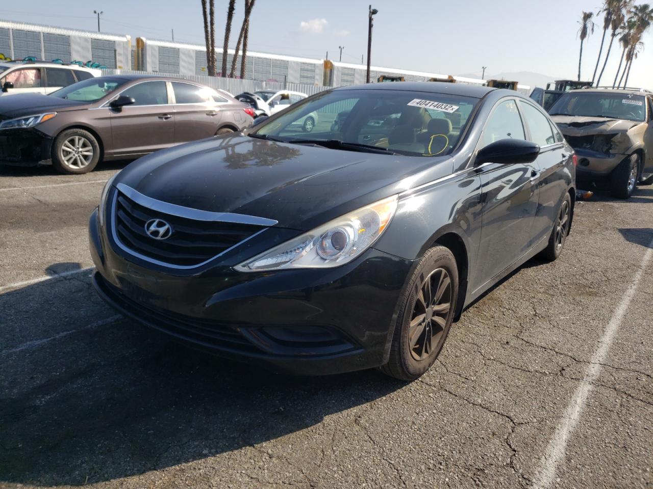 Photo 2 from auction – 2012 HYUNDAI SONATA GLS with VIN 5NPEB4AC2CH372883